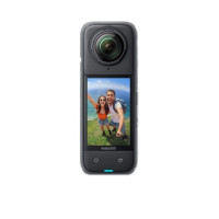 Insta360 X4